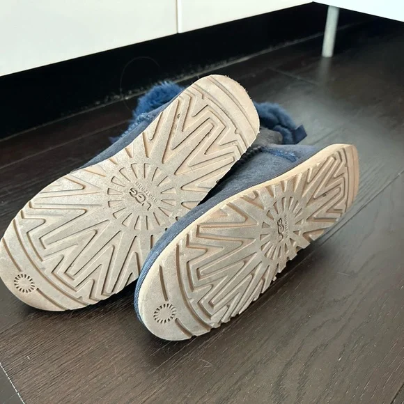 UGG boots - Picture 6 of 6